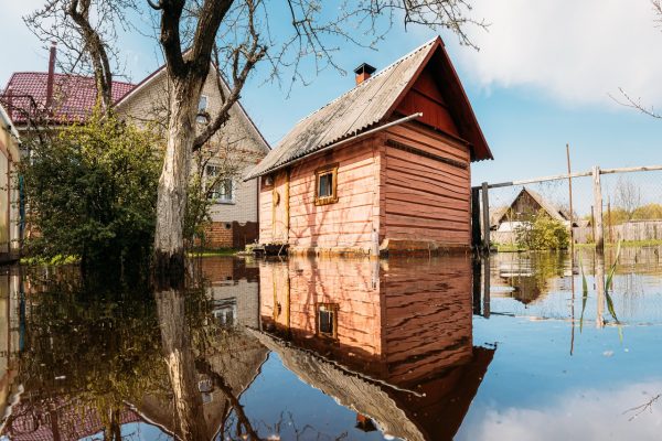 Groß (der schild für jeden betrieb)