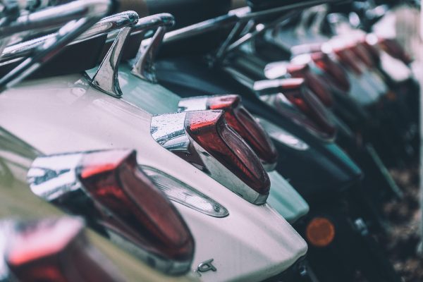 wal_172619_ii-scooter-7737073_1920